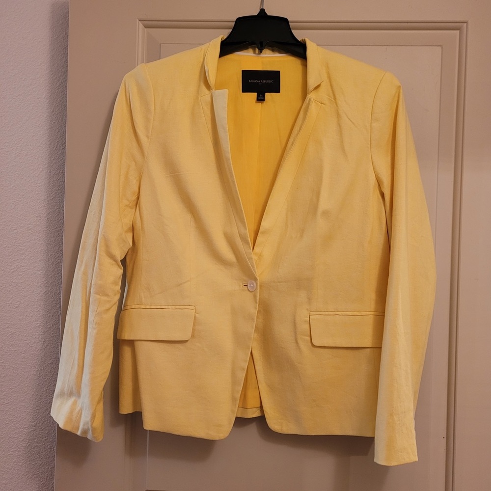 Linen Blazer